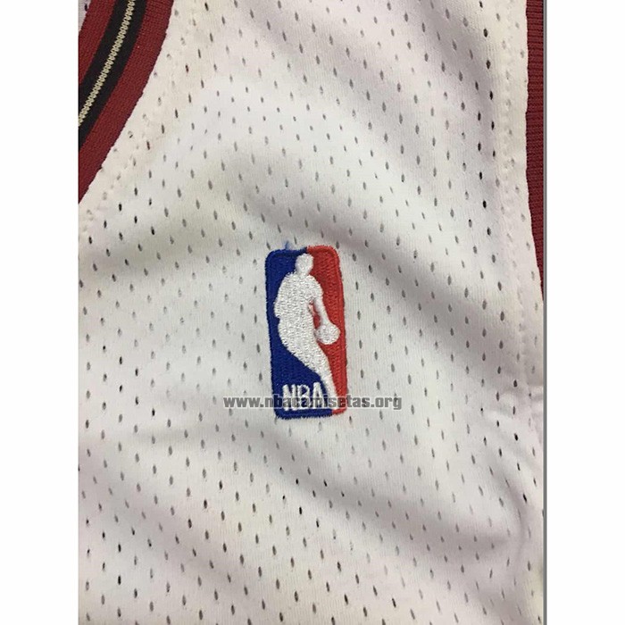 Camiseta Philadelphia 76ers Allen Iverson NO 3 Mitchell & Ness 1997-98 Blanco